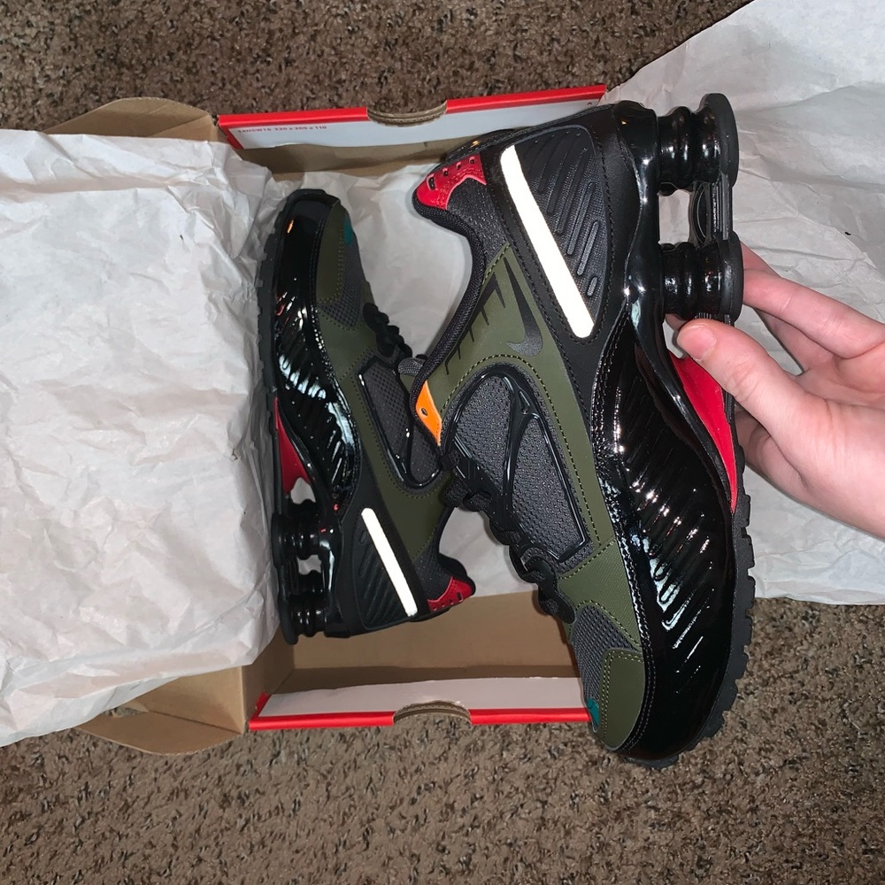 Women’s Nike Shox Enigma • Size 7.5